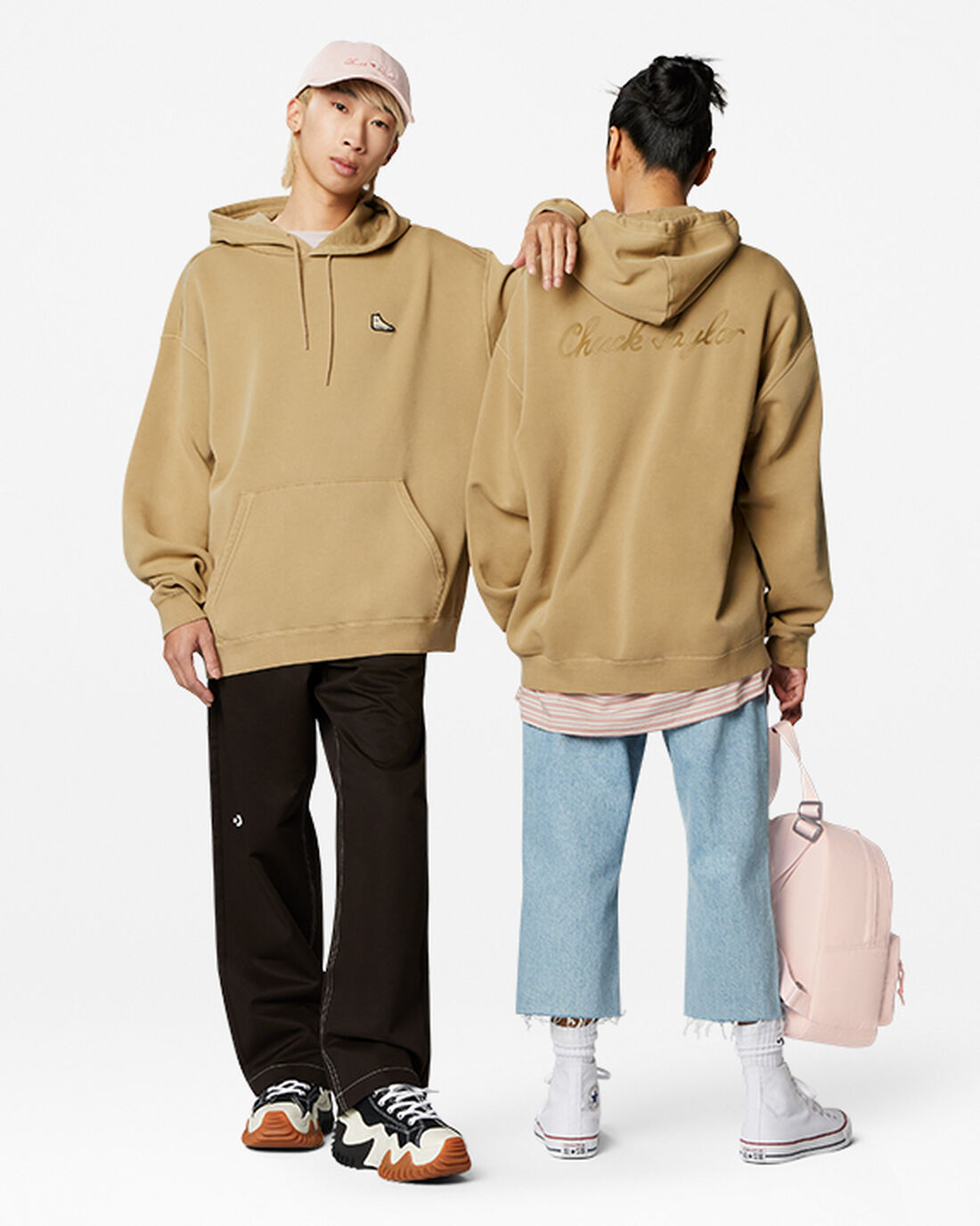 Converse Go-To Sneaker Patch Loose Fit Pullover Férfi Kapucnis Pulóver Khaki | HU21509