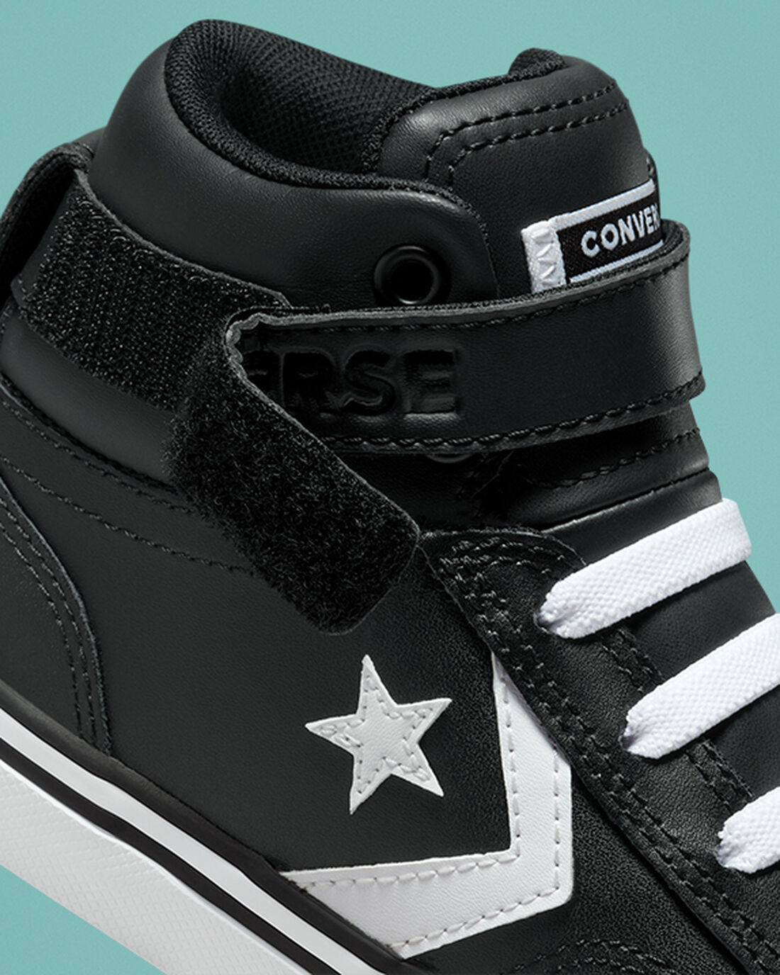 Converse Pro Blaze Pántos Bőr Fiú Magasszárú Cipő Fekete/Fehér | HU04816